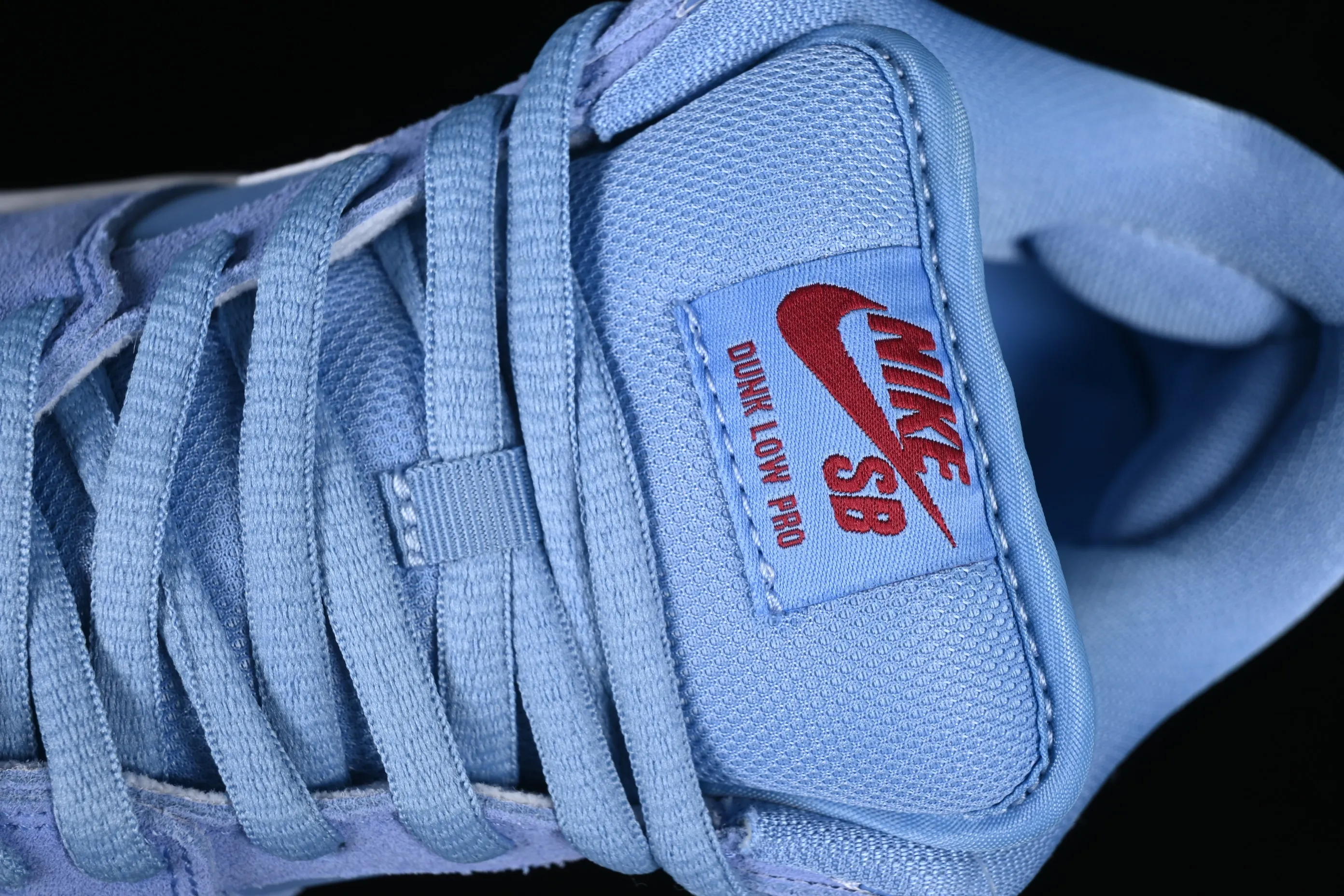 All categories Nk SB Dunk series Nk SB Dunk Low low-top sneakers F version Nk SB Dunk Low "Phillies" Bubblegum series SB low-top sports and leisure sneakers DQ4040-400